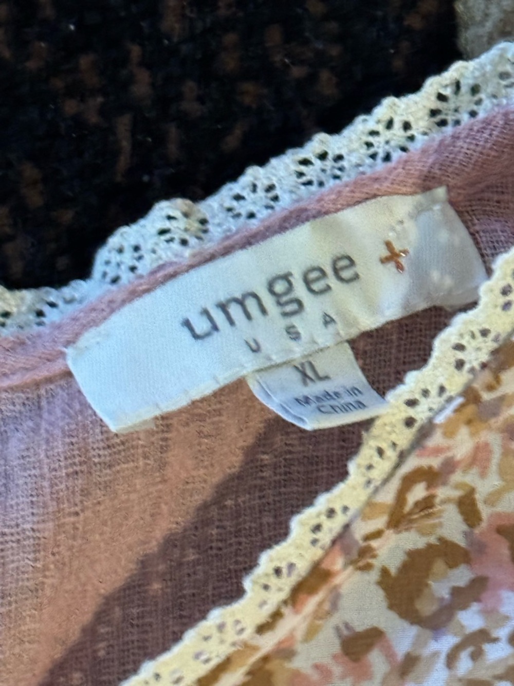 Umgee top - Picture 2 of 2